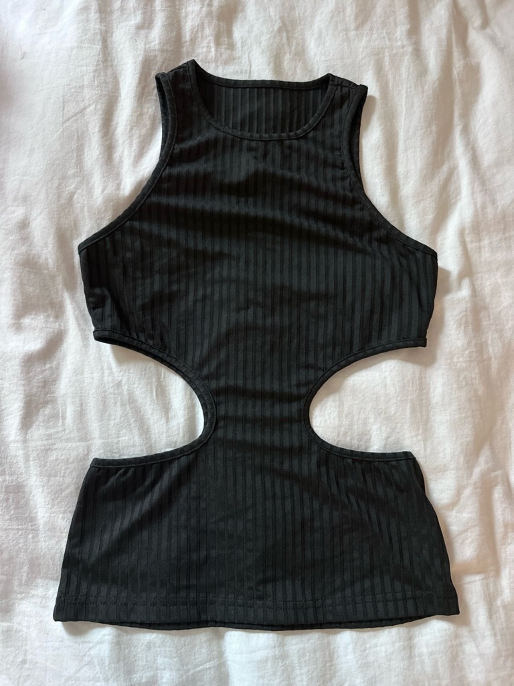 Black Ribbed Cut-Out Tank Top – SHEIN (Size S)